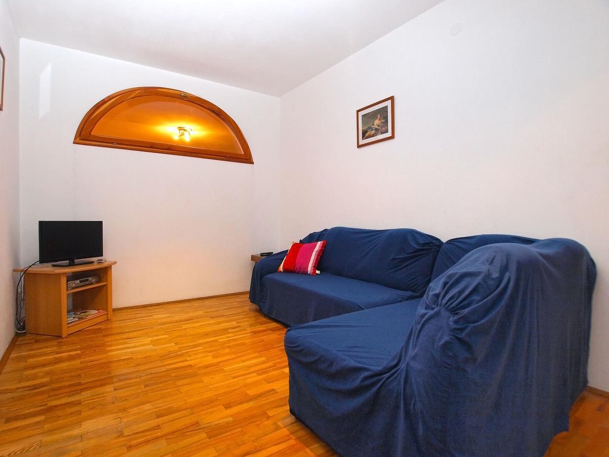 Apartments Dvorine 1210 Banjole Extérieur photo