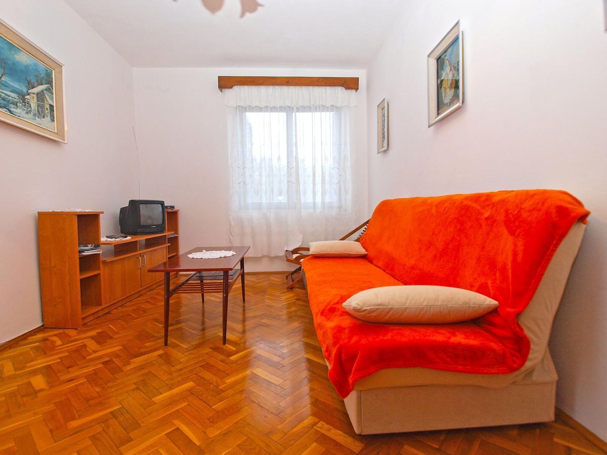 Apartments Dvorine 1210 Banjole Extérieur photo